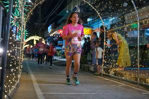 BIB: 1908
                            <button type="button" onclick="openModal(24677119)" class="btn btn-primary btn-sm float-right btn-popup" data-toggle="modal" data-target=".modal-high-quality">
                        <i class="fas fa-shopping-cart"></i> Add to Cart
                    </button>
                                            <button type="button" onclick="isThisMe(24677119, true)" class="btn btn-success btn-sm float-right btn-popup btn-isme hidden" data-toggle="tooltip" data-placement="bottom" title="นี่คือรูปของคุณใช่ไหม คลิกที่นี่เพื่อเอาเข้าอัลบั้ม">
                        <i class="fas fa-plus"></i> Add to album
                    </button>
                    <button type="button" onclick="isThisMe(24677119, false)" class="btn btn-warning btn-sm float-right btn-popup btn-isnotme hidden">
                        <i class="fas fa-ban"></i> Remove from album
                    </button>